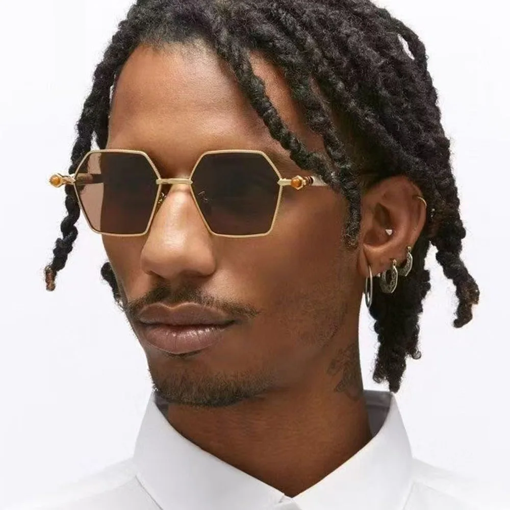 משקפי שמש מעצב 2025 בצורות מיוחדות לשימוש חוץ – תמונה 2